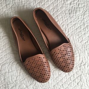 Lucky Brand Cutout Flats